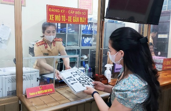 Hướng dẫn đăng ký biển số xe nhanh chóng, đúng quy định 2025 1 đăng ký biển số xe - Hình 4