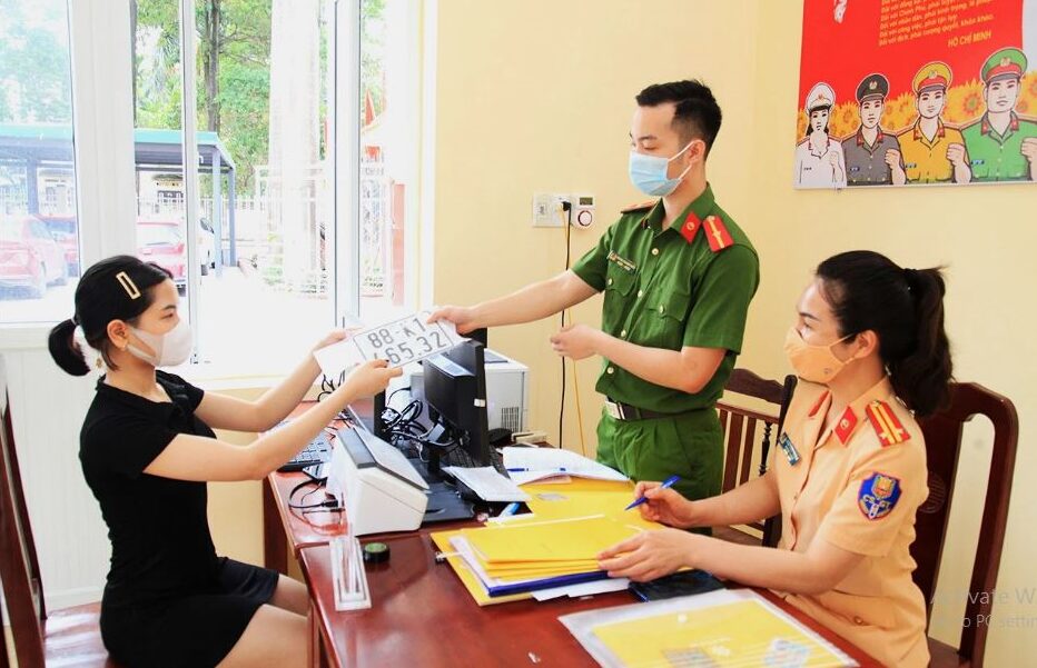 Giữ lại biển số xe khi bán hoặc sang tên: Toàn bộ quy định, thủ tục và những điều cần biết 1 giữ lại biển số xe - Hình 3
