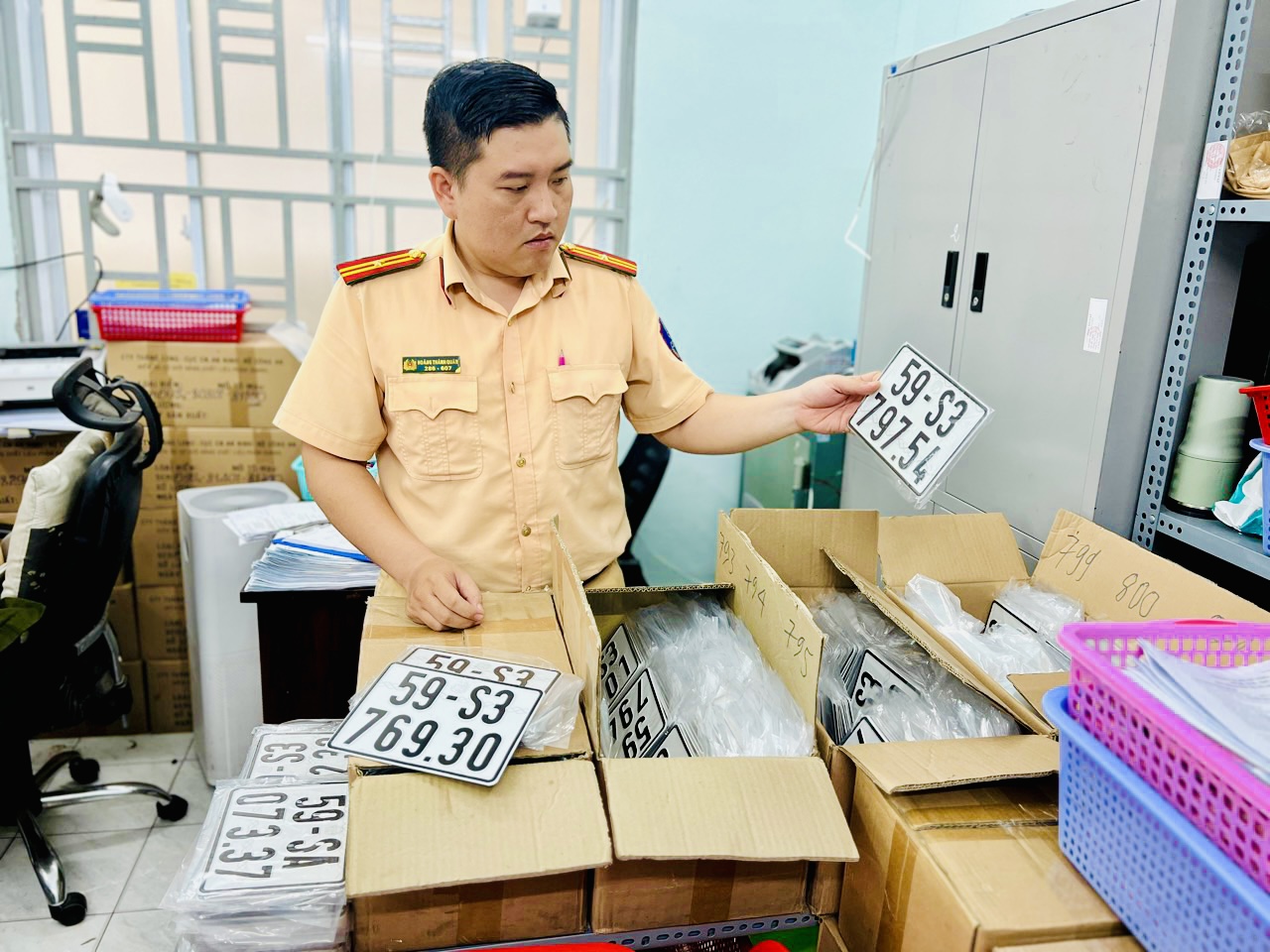 Hướng dẫn chi tiết thủ tục sang tên biển số xe từ A-Z năm 2024 3 sang tên biển số xe - Hình 3