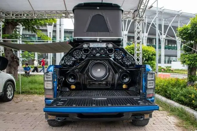 Vai Trò Của Amply Trên Xe Hơi