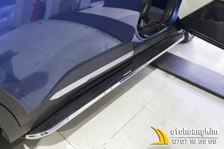 1. Bệ Bước Cơ Ô Tô Là Gì?