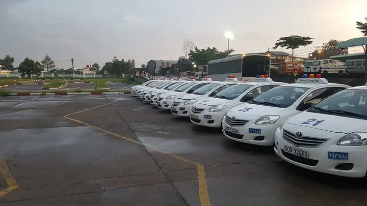 Học Bằng Lái Xe Ô Tô B2 Long Thành