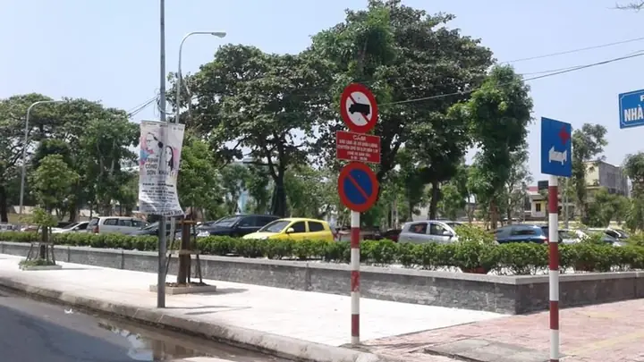 Bí Quyết Tìm Bãi Đỗ Xe Ô Tô An Toàn Theo Diễn Đàn Otofun