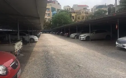 Bãi Xe 24h Hoàng Văn Thụ