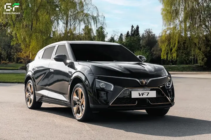 Giá Thuê Xe 5 Chỗ Có Tài Xế