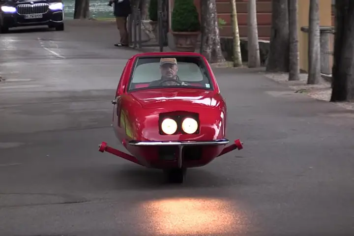 Ã Tã´ Cá» Hai Bã¡nh Äæ°á»£c Bã¡n Vá»i Giã¡ 5,6 Triá»u Usd