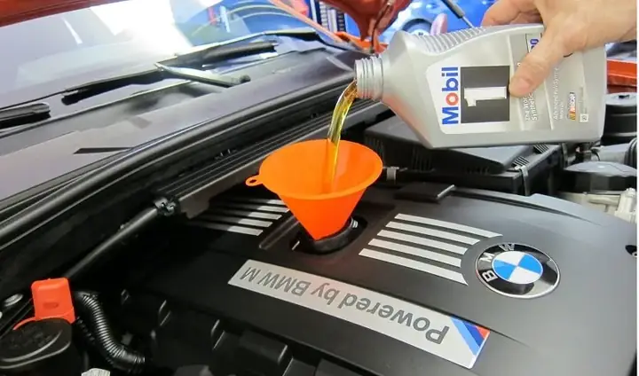 Bảo Dưỡng Động Cơ Xe Ô Tô Mới Sau Khi Được 3000km