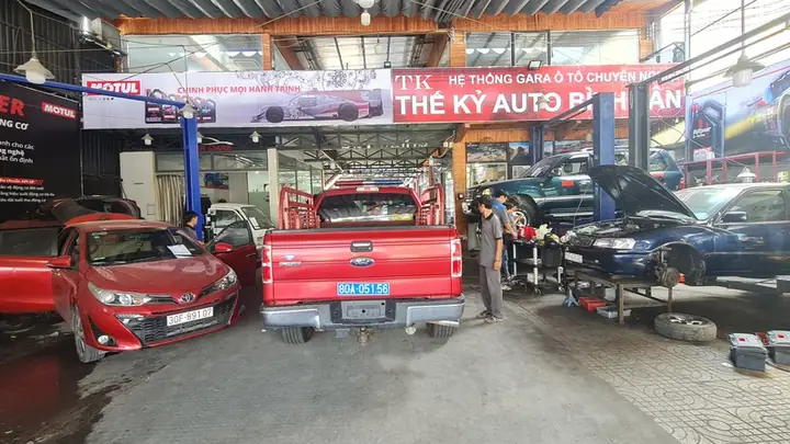 Hệ Thống Garage Thế Kỷ Auto -top 5 Gara Uy Tín Tại Quận Bình Tân
