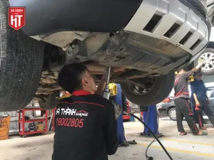 1. Dấu Hiệu Cần Phải Bảo Dưỡng Gầm Ô Tô