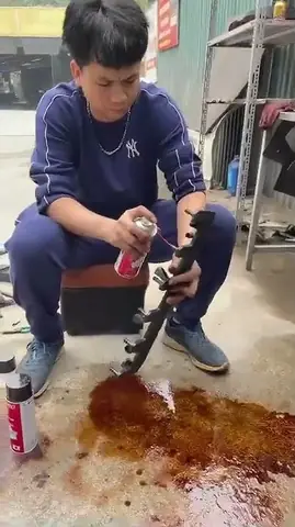 Van Tách Dầu E46 Rất Kém, Mới Thay Được 2 Tuần.