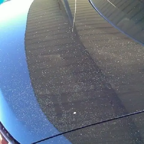 Nguyên Nhân Khiến Xe Ô Tô Dính Bụi Sơn