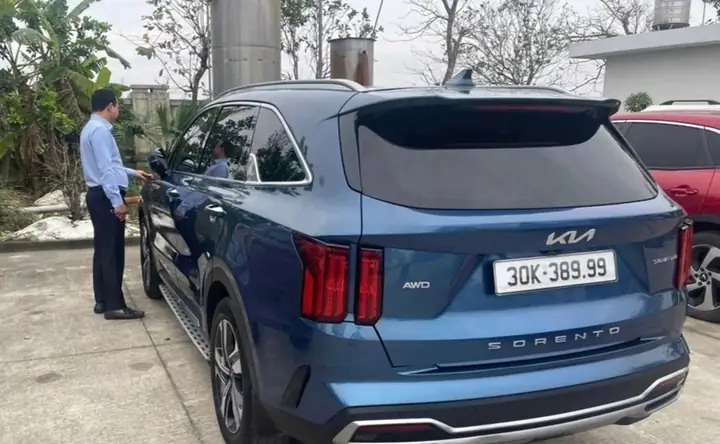 Nhận Biết Và Hậu Quả Của Biển Kiểm Soát Xe Ô Tô Giả