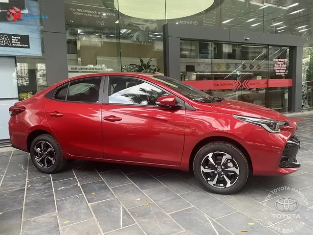 Thiết Kế Gương Chiếu Hậu Và Mâm Xe Toyota Vios E Cvt 2025