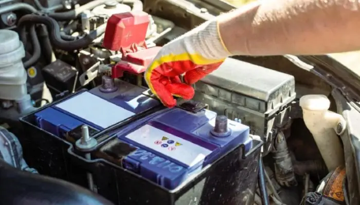 Bạn Đã Biết Về Cách Tăng Độ Bền Của Ắc Quy Xe Kia Morning Chưa