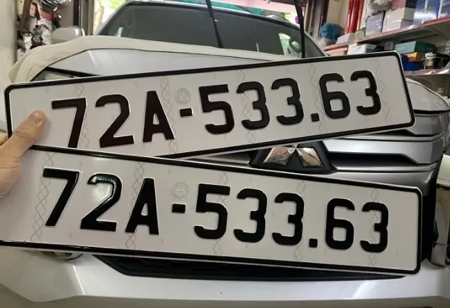 Bộ Đổi Biển Số Xe Ô Tô: Có Hợp Pháp Và Nên Lắp Không?