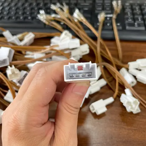 Bộ Giắc Chuyển Đổi Âm Thanh Cho Xe Ô Tô