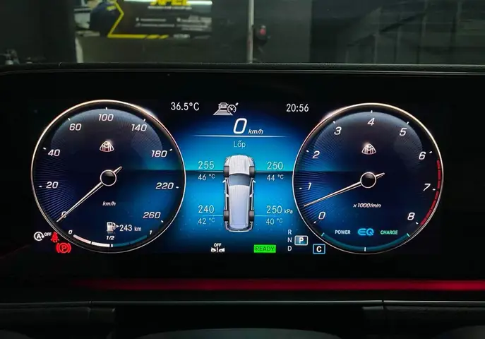 3. Màn Hình Chính