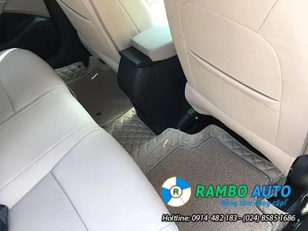 Bọc Ghế Da Thật Cho Xe Ô Tô 4 - 7 Chỗ Tại Xưởng Ghế Da Ô Tô Rambo