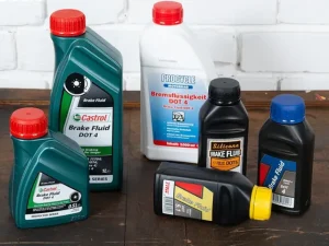 Các Loại Dầu Phanh Ô Tô