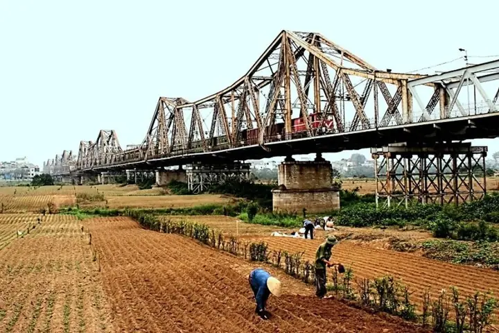 Lịch Sử Cầu Long Biên - Hành Trình Vượt Thời Gian Huy Hoàng