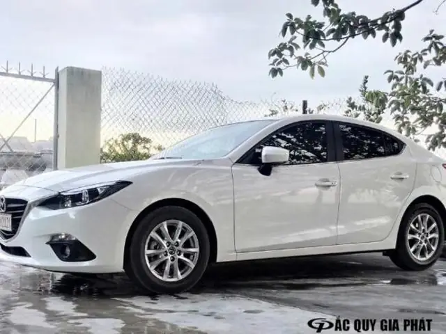 Xe Hơi 4 Chỗ Chở Được Mấy Người?