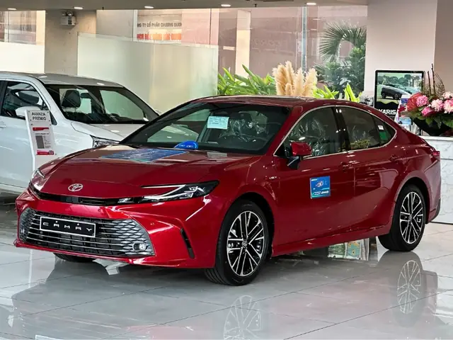 Ngoại Thất Toyota Camry