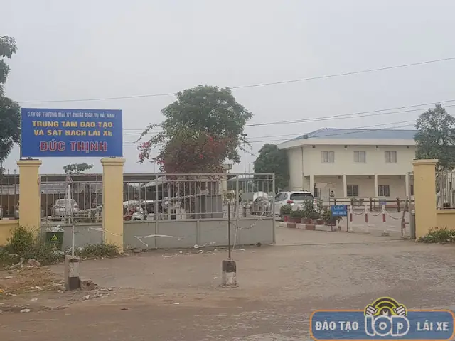 Trung Tam Dao Tao Va Sat Hach Lai Xe Duc Thinh