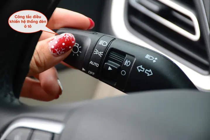Cách Bật/tắt, Sử Dụng Hệ Thống Đèn Trên Ô Tô