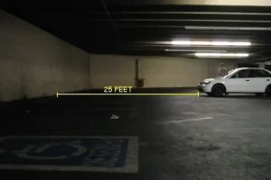 Bước 3: Đo Khoảng Cách Đến Tim Đèn Trên Xe