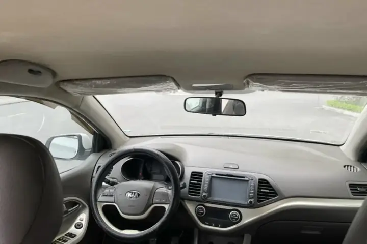 Kiểm Tra Trang Bị Nội Thất Xe Ô Tô Cũ Kia Morning Gia Lai