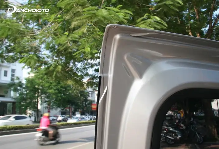 7. Kiểm Tra Khe Cửa, Mép Cửa Và Ốp Thân