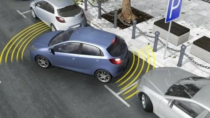 Trình Tự Các Bước Lùi Xe Vào Gara An Toàn