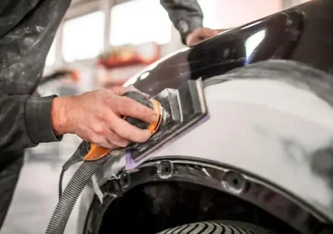 Chi Tiết 3 Cách Tẩy Sơn Xe Ô Tô Hiệu Quả Nhanh Nhất.