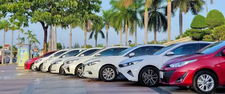 Các Yếu Tố Ảnh Hưởng Đến Giá Thuê Xe Tự Lái