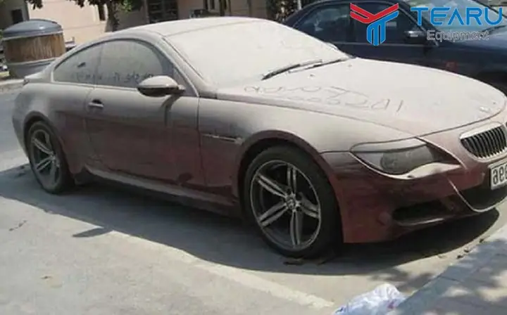 4 Điều Không Nên Làm Khi Xe Ô Tô Bị Bụi Bẩn