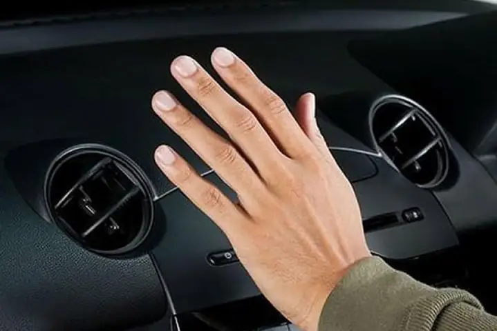 Cảm Biến Điều Hòa Ô Tô Là Gì?