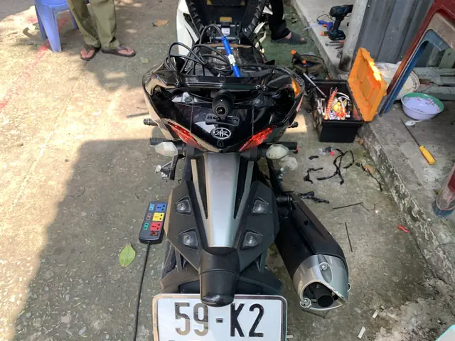 Hướng Dẫn Cách Gắn Camera Hành Trình Xe Máy