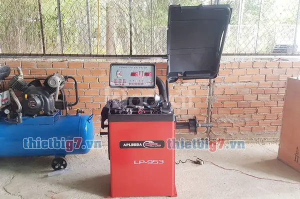 Cân Bằng Động Lốp Xe Ô Tô Là Gì? Khi Nào Cần Thực Hiện?