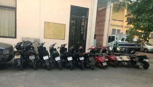 Hai Phong Bat Giu Cap Tinh Nhan Gia Chuyen Trom Cap Xe Dien, Xe May Hinh Anh 1