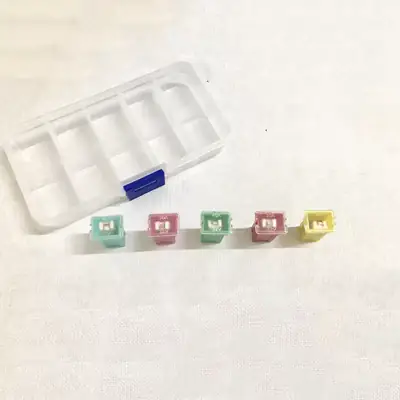 Cầu Chì Chân Ngắn Xe Ô Tô: Vai Trò Và Cách Thay Thế