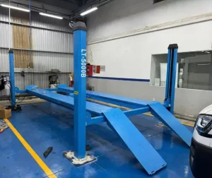 Cầu Nâng Ô Tô 4 Trụ Sức Nâng 5 Tấn Nhãn Hiệu Liberty Lt5000b