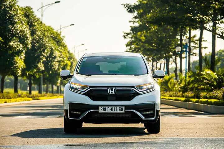 Tại Sao Cần Điều Chỉnh Gương Chiếu Hậu Ô Tô?