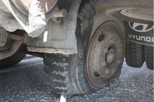 ⚠️ 1. Lốp Bị Méo – “thủ Phạm Quen Mặt Nhưng Hay Bị Lãng Quên”