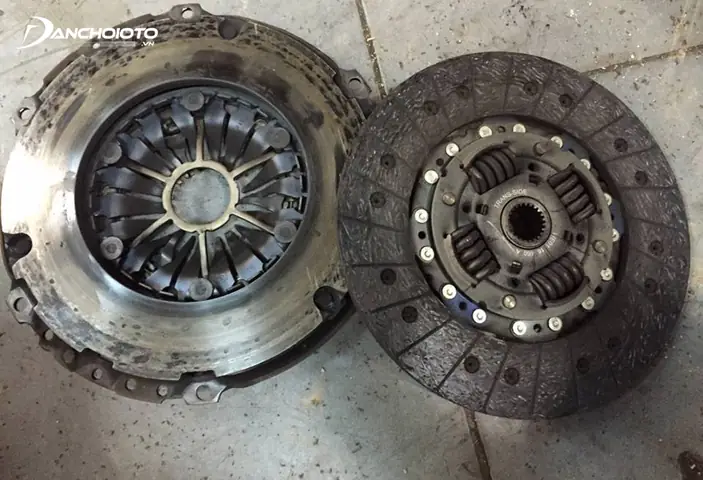 Côn Xe Ô Tô Là Gì?