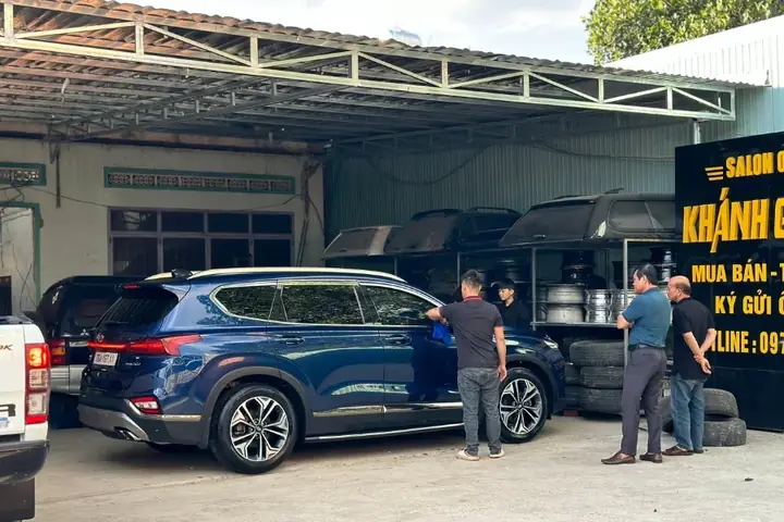 Đời Xe Trên 10 Năm Kể Từ Năm Mua Xe