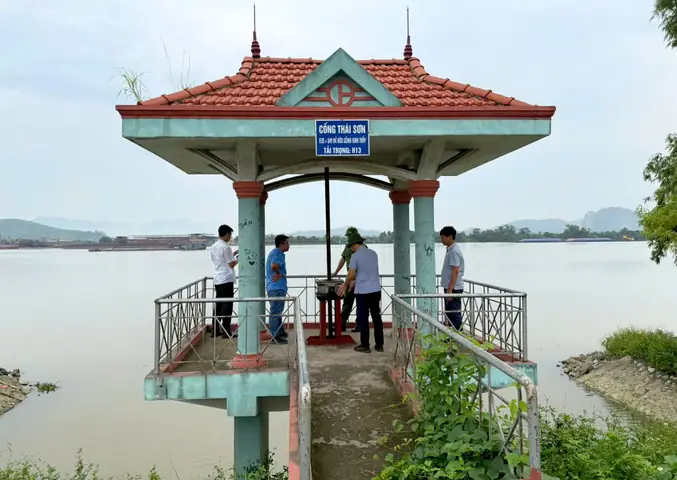 Chỗ Để Xe Ô Tô Khu Vực Phạm Sư Mạnh