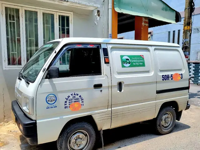 Đa Dạng Loại Xe Và Dịch Vụ