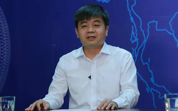 Hãng Xe Cạnh Tranh, Khách Đa Dạng Lựa Chọn