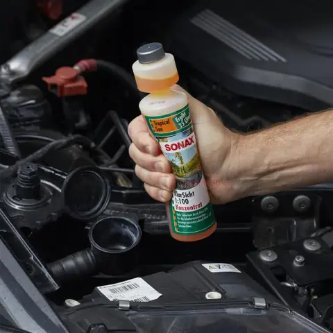 Nước Đổ Gạt Kính Lái Xe Ô Tô Sonax Clearview 1:100 Concentrate - 250ml