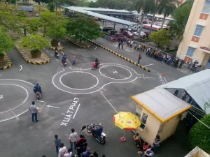 Có Bao Nhiêu Trường Lái Xe Ô Tô Ở Hcm